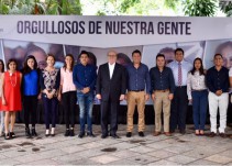 Graco Ramírez asume compromisos con estudiantes de la UAEM