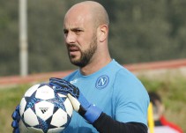 Pepe Reina y Fabio Cannavaro son investigados por relación con la mafia