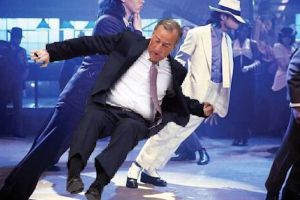Meade casi se cae y desata miles de memes Meade casi se cae y desata miles de memes