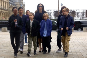 Angelina Jolie podría perder la custodia de sus hijos Angelina Jolie podría perder la custodia de sus hijos
