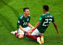 El Chucky Lozano ya tiene cumbia
