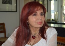 Layda y Delfina regresan a cobrar al Congreso