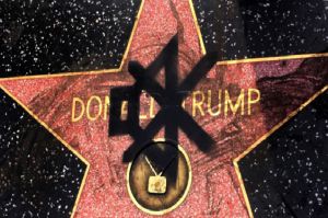 Destruyen estrella de Donald Trump en Hollywood Destruyen estrella de Donald Trump en Hollywood