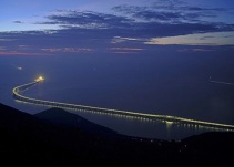 China abre el puente sobre el mar más largo del mundo