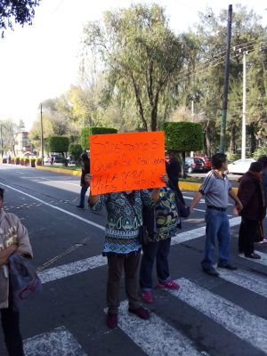 Pagan hasta 3 mil pesos por pipa de agua en Azcapotzalco Pagan hasta 3 mil pesos por pipa de agua en Azcapotzalco