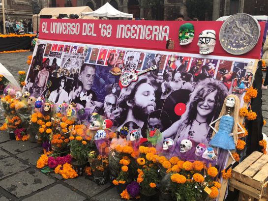 Dedican Megaofrenda UNAM a los caídos del 68 Dedican Megaofrenda UNAM a los caídos del 68
