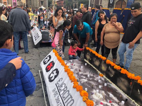 Dedican Megaofrenda UNAM a los caídos del 68 Dedican Megaofrenda UNAM a los caídos del 68