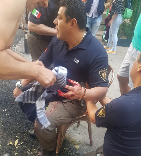 Balean a líder de Bomberos de la CDMX Balean a líder de Bomberos de la CDMX
