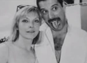 El extraño amor de Freddie Mercury y Mary Austin en imágenes El extraño amor de Freddie Mercury y Mary Austin en imágenes