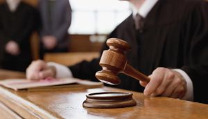 ¿Justicia? Juez ordena a mujer pagar a su ex todo lo que gastó en ella ¿Justicia? Juez ordena a mujer pagar a su ex todo lo que gastó en ella