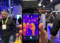 CES 2019: ve en la oscuridad con tu Smartphone