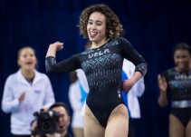 La rutina perfecta de esta gimnasta se ha vuelto viral