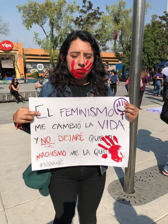 Protestan contra violencia hacia las mujeres en CDMX Protestan contra violencia hacia las mujeres en CDMX
