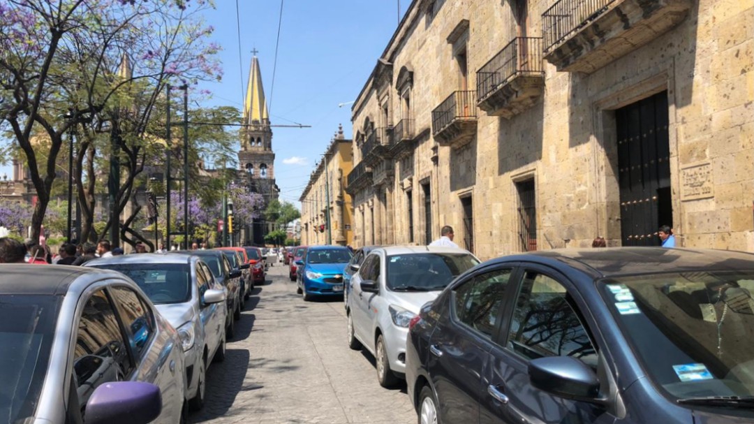 Choferes de Uber se dicen desamparados