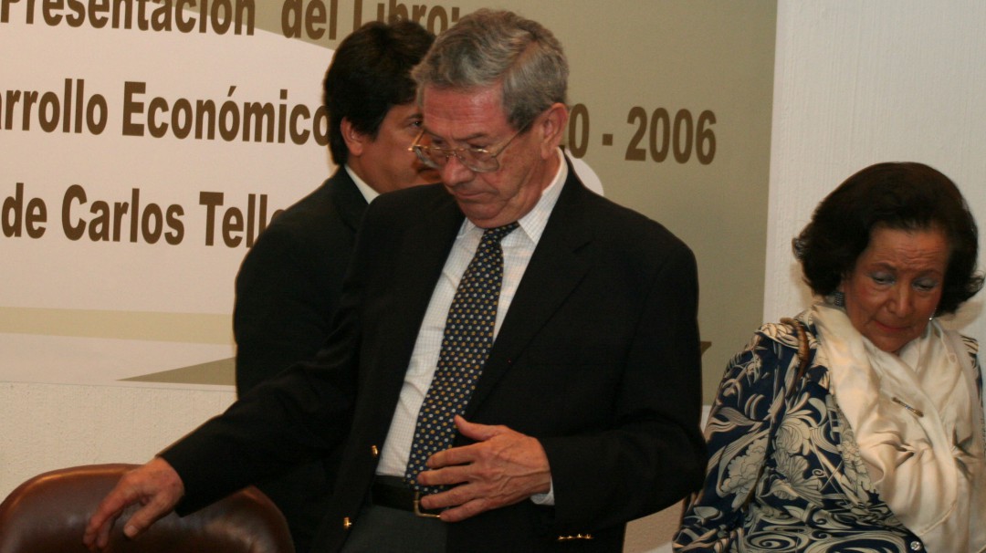 AMLO tiene similitudes con Juárez, pero también con Díaz: Tello