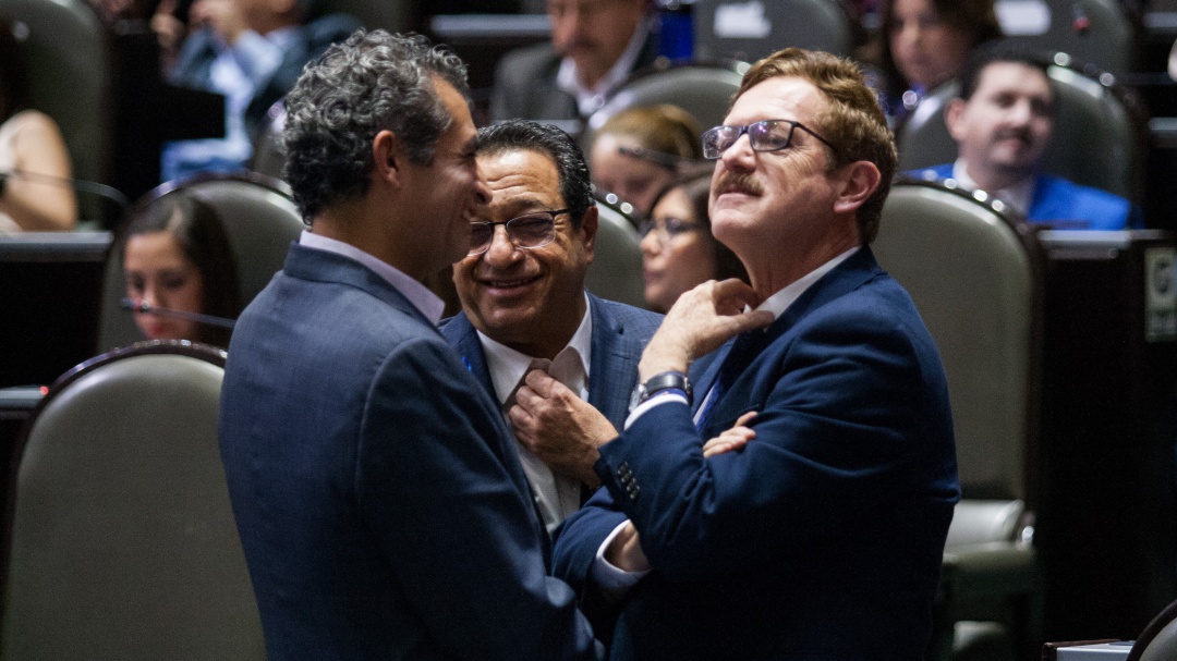 Baja en crecimiento económico enciende luces amarillas: diputados PAN y PRI