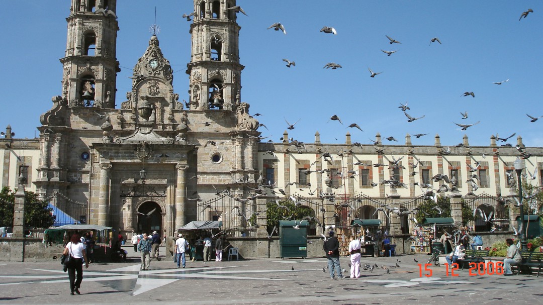 Reiteran a iglesias de Guadalajara respetar Ley Antiruido