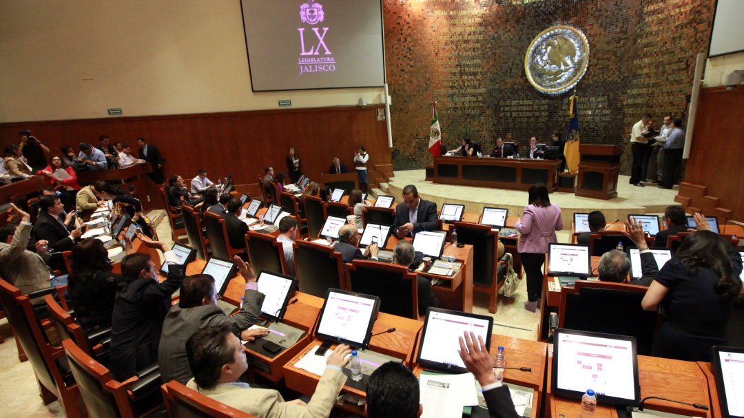 Diputados aprueban ocho plazas para el nuevo canal del Congreso