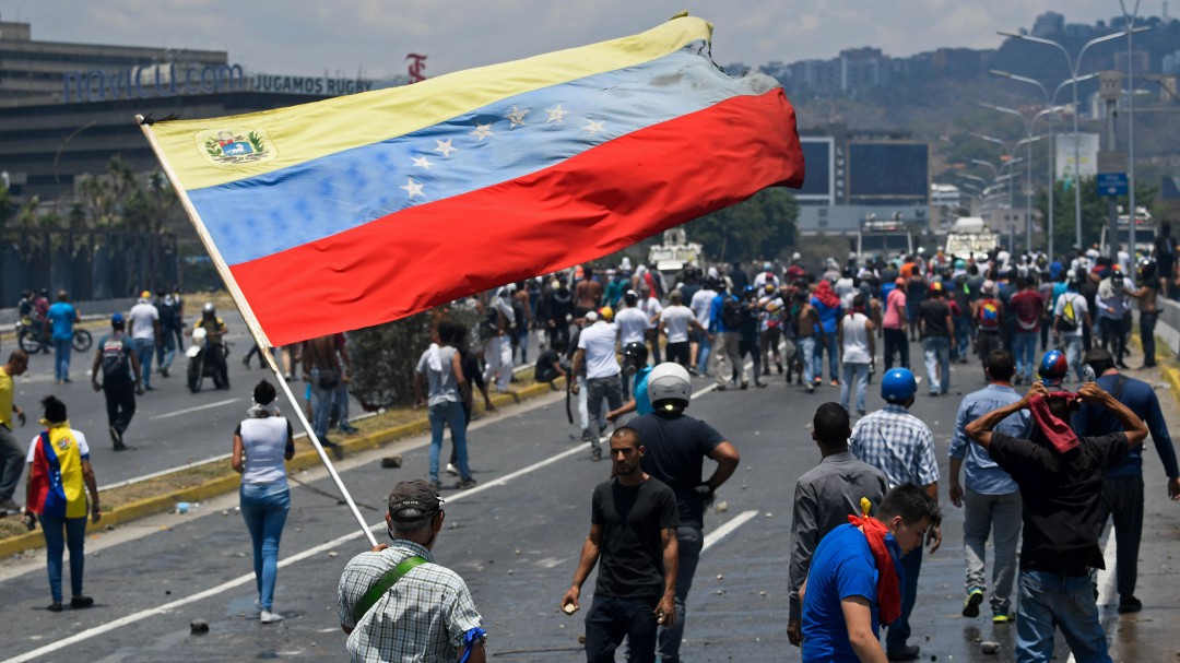 Juan Guaidó lidera levantamiento militar en Venezuela