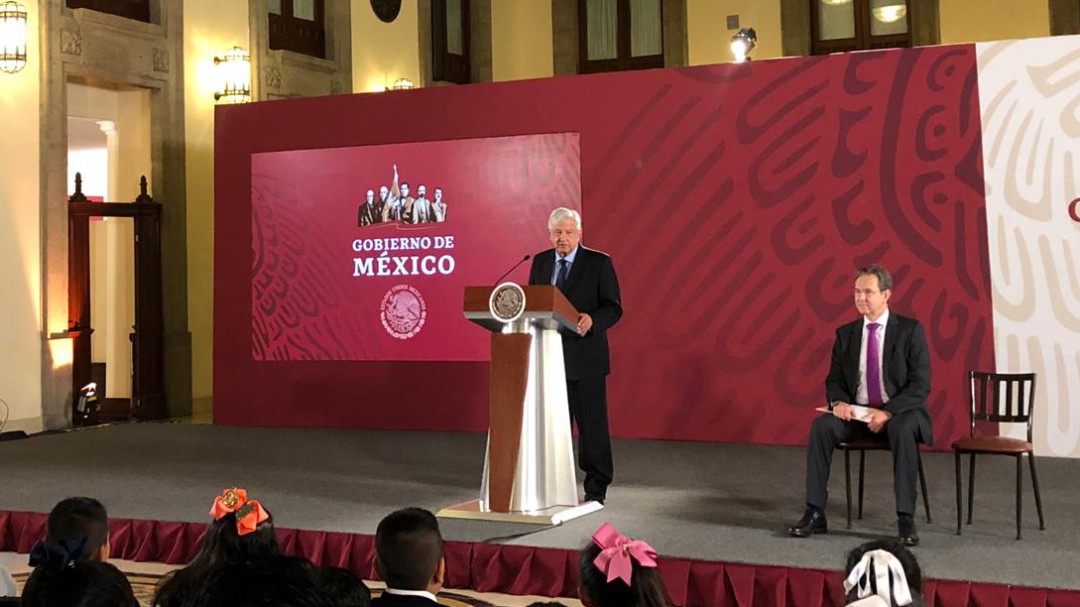Diálogo, respeto y no apostar a la violencia en Venezuela: AMLO