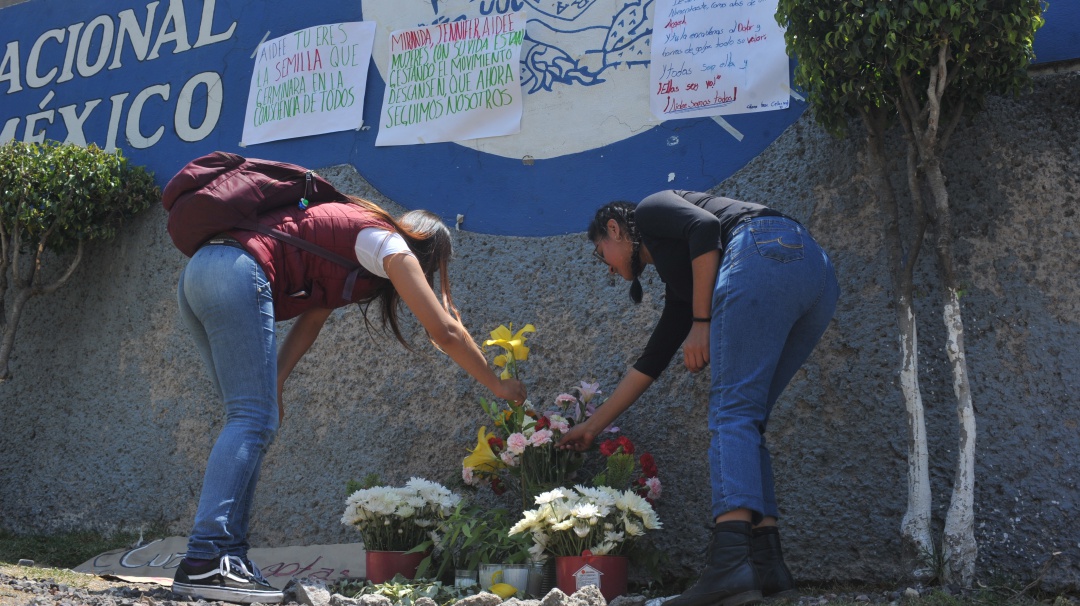 PGJCDMX investiga si bala perdida habría matado a alumna del CCH Oriente