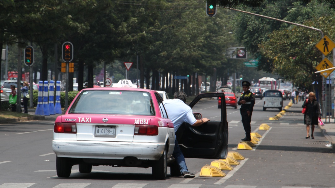 Taxistas harán paro nacional en junio y cierre de calles en la CDMX