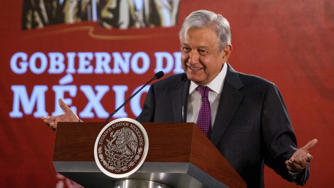 AMLO firma decreto para eliminar condonación de impuestos