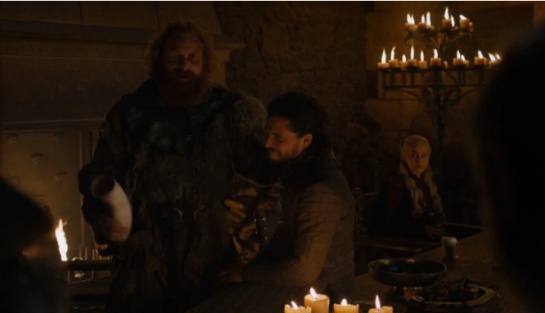 Grabaron Game of Thrones con otro objeto fuera de tiempo Grabaron Game of Thrones con otro objeto fuera de tiempo