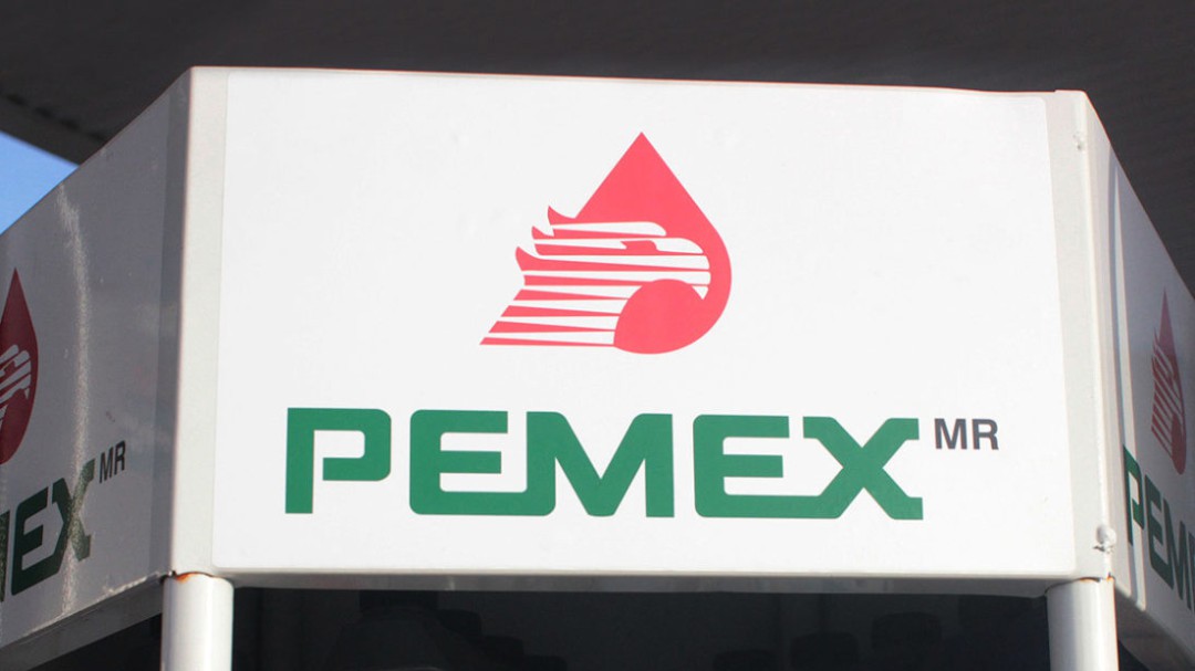 SFP sanciona a dos altos mandos de PEMEX en sexenio de EPN