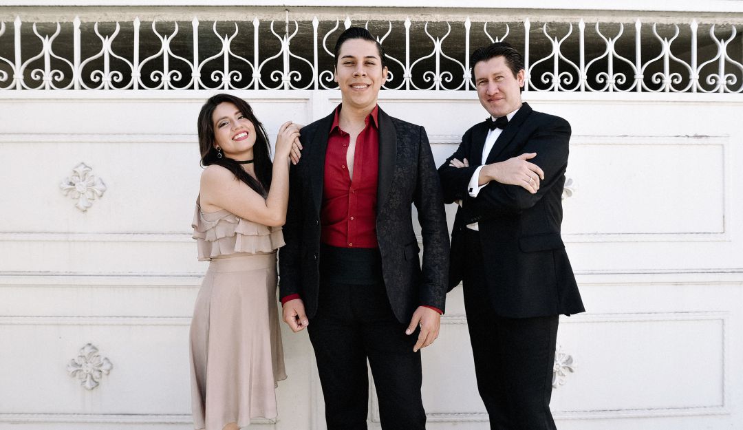 Tenor y violinista Alan Hernández en Andares