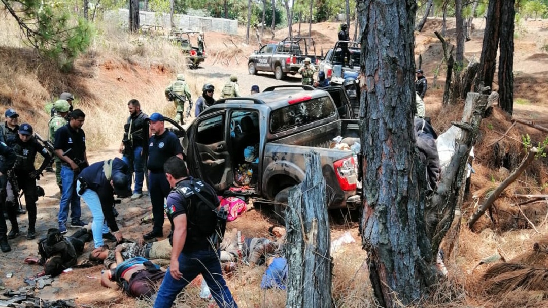 Enfrentamiento deja 10 muertos en Michoacán