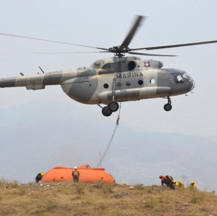 Se desploma helicóptero de la Marina en SLP