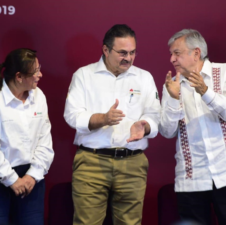 Anuncia AMLO que en breve firmará decreto para condonar impuestos a Pemex