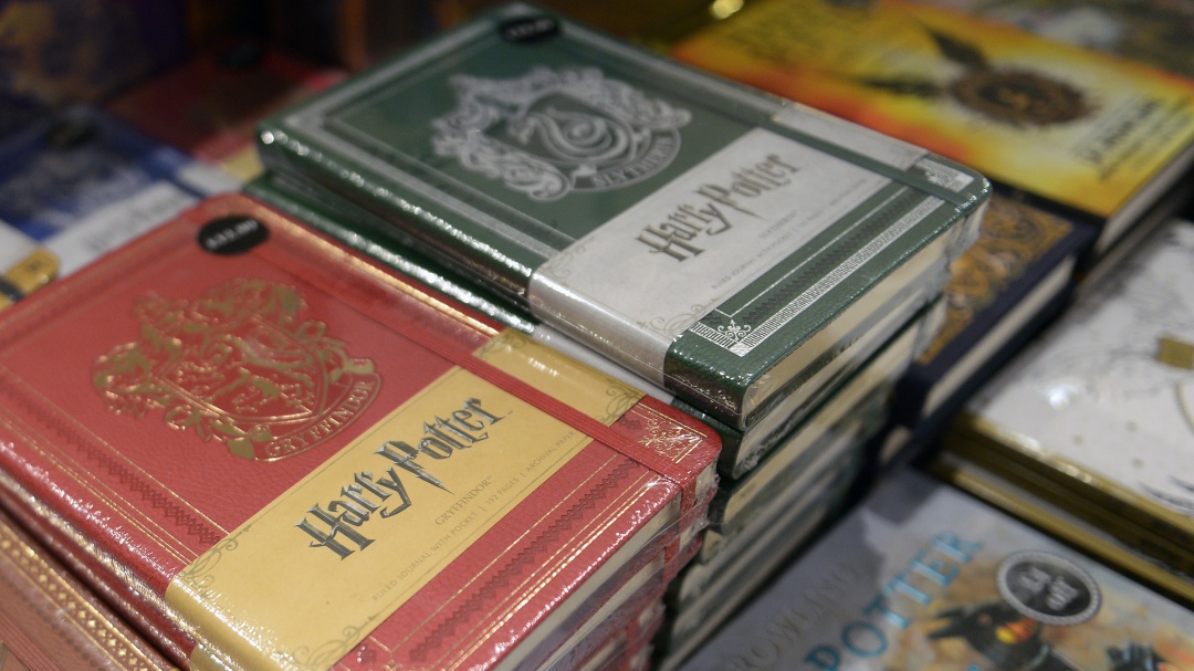 La magia ha llegado; publicarán cuatro nuevos libros de Harry Potter