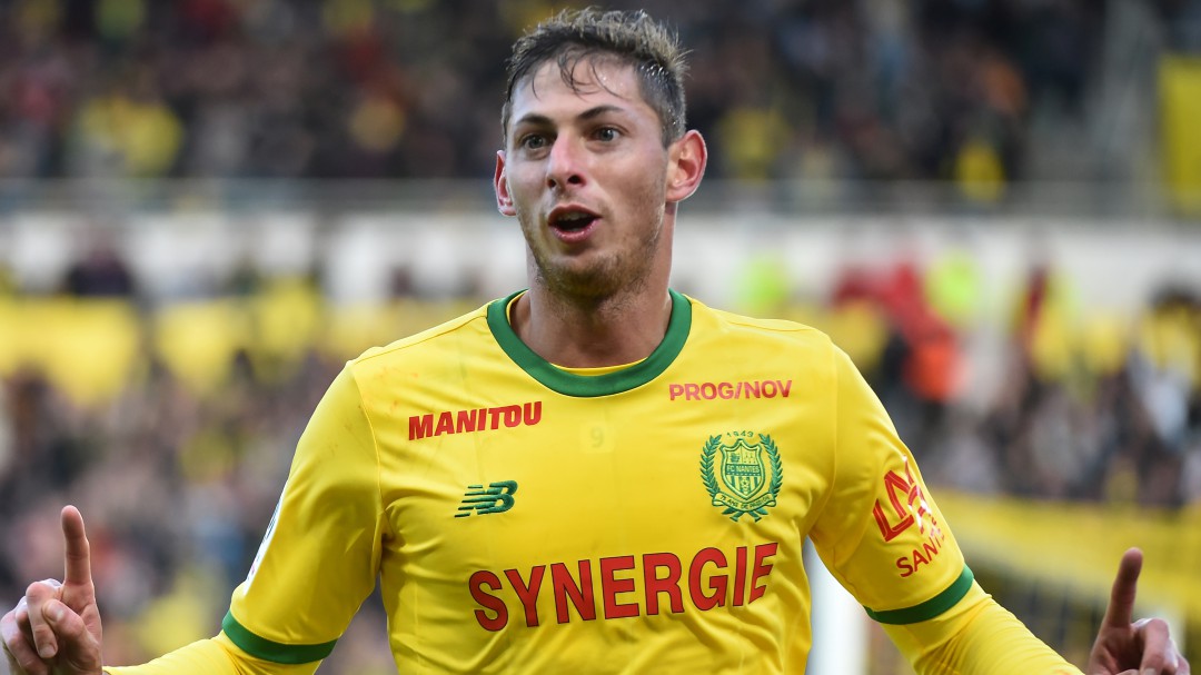 Dos personas irán a juicio por filtrar fotos del cuerpo de Emiliano Sala