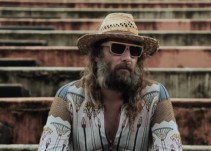 Oscar Adame habla de la historia de Sébastien Tellier, "el seductor francés"