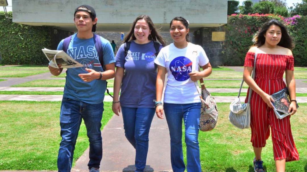 El futuro de México; estudiantes de la Prepa 9 ganan concurso de la NASA