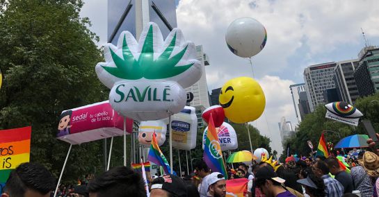 Miles de personas celebran el orgullo LGBT+ en la CDMX Miles de personas celebran el orgullo LGBT+ en la CDMX