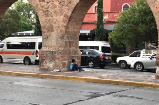 Cruce en el que fue captado Rafael vendiendo y estudiando Cruce en el que fue captado Rafael vendiendo y estudiando