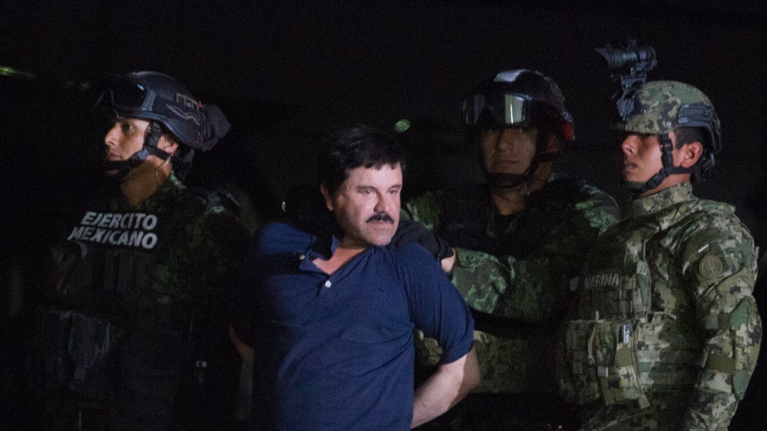Revelan imágenes inéditas de "El Chapo" Guzmán en prisión