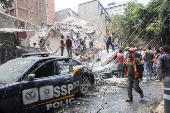 Colapso de un edificio en las calles de Yucatán y Amsterdam de la colonia Condesa tras el sismo del 19 de septiembre de 2017 Colapso de un edificio en las calles de Yucatán y Amsterdam de la colonia Condesa tras el sismo del 19 de septiembre de 2017
