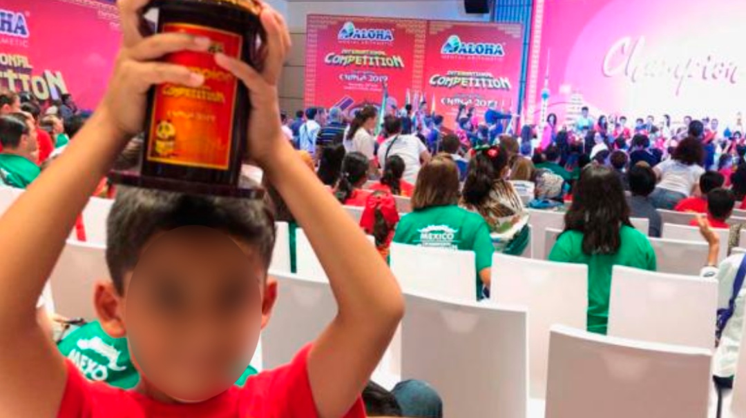 Pequeño genio; niño de ocho años gana Copa Champions en cálculo mental