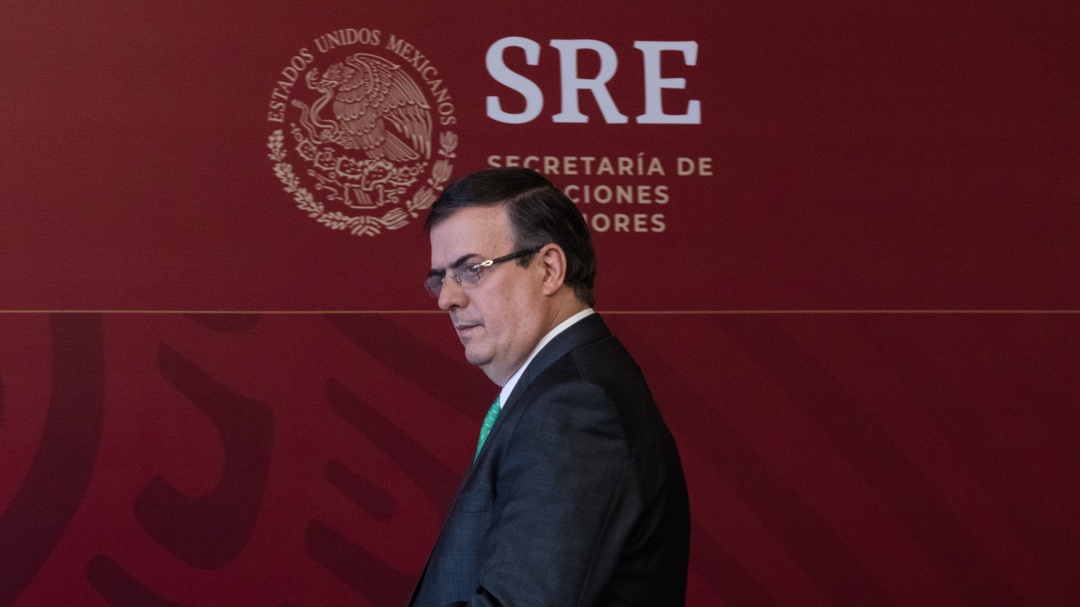 Ebrard y Gertz Manero afinan denuncia por terrorismo