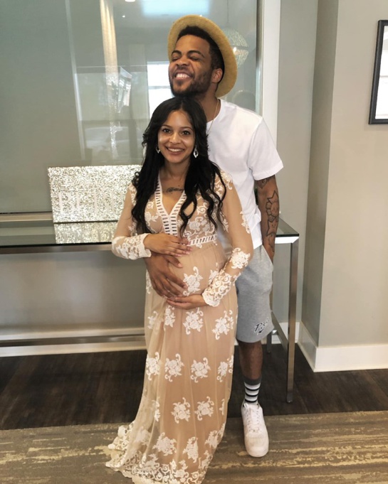 De esta manera hombre protege a su novia durante tiroteo en Dayton, Ohio De esta manera hombre protege a su novia durante tiroteo en Dayton, Ohio