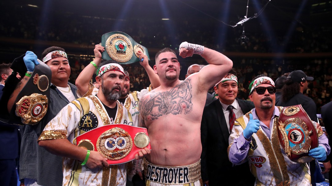 Andy Ruiz confesó a qué equipo de futbol es aficionado