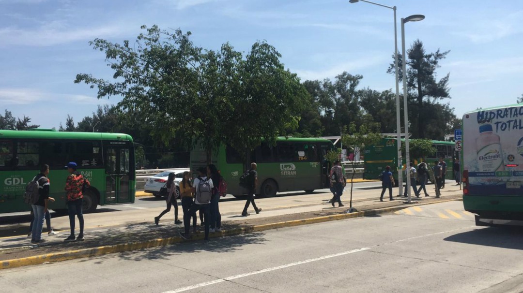 Estudiantes piden regrese tarifa de 7 pesos