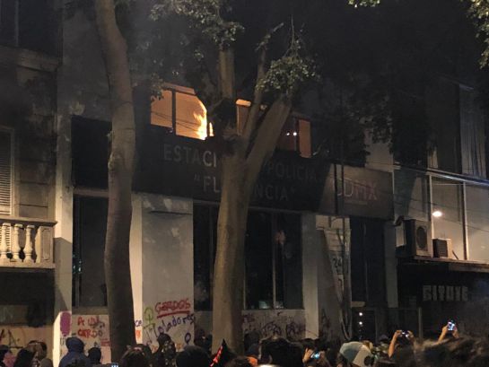 Vandalismo en protesta contra violencia hacia las mujeres Vandalismo en protesta contra violencia hacia las mujeres