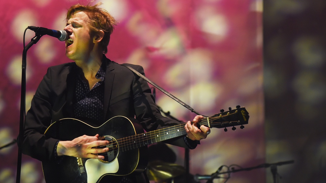 Del uso de armas hablamos con Spoon