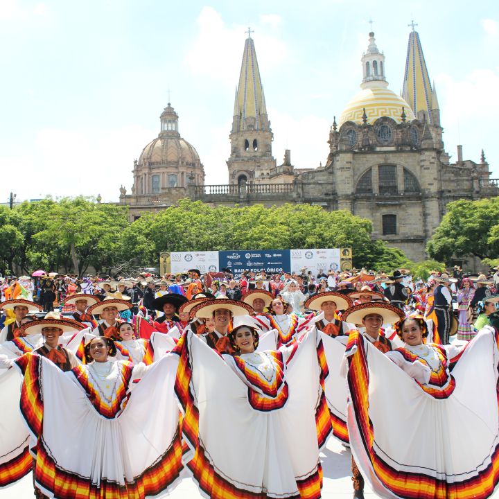 Guadalajara rompe Récord del baile más grande del mundo