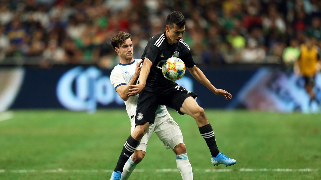 México pierde el invicto con Martino tras tremenda goleada